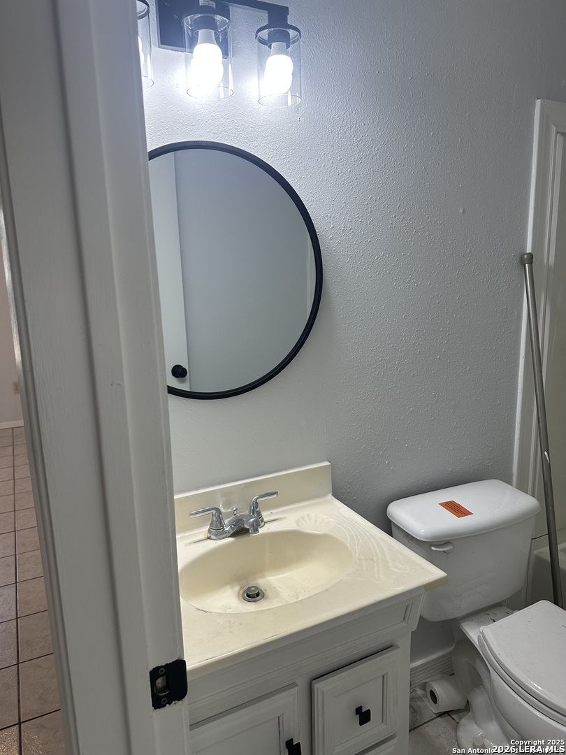 401 W Adams Pleasanton TX 78064