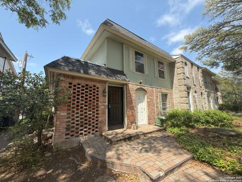 2811 Woodbury San Antonio TX 78217