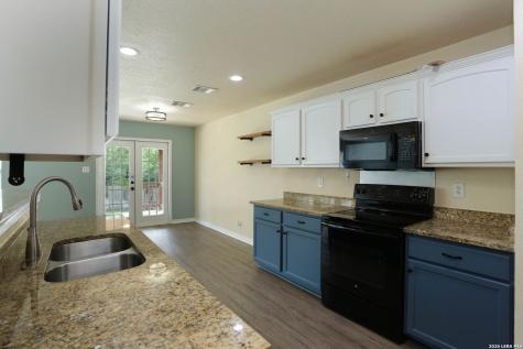 6819 Liberty Stone San Antonio TX 78244