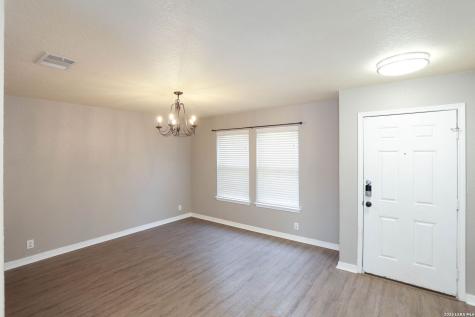 6819 Liberty Stone San Antonio TX 78244