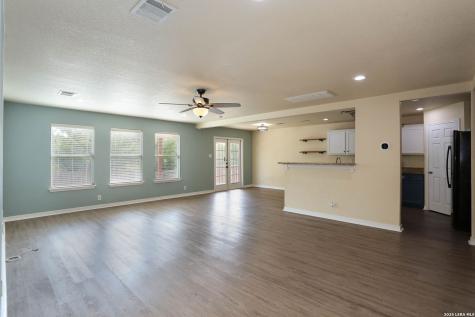 6819 Liberty Stone San Antonio TX 78244