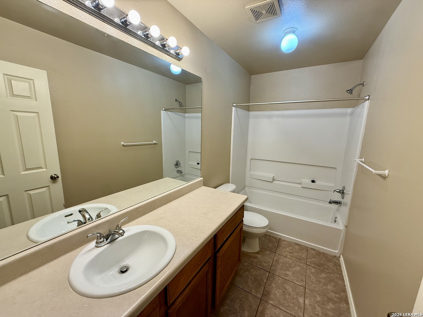 10718 Mathom Landing Universal City TX 78148