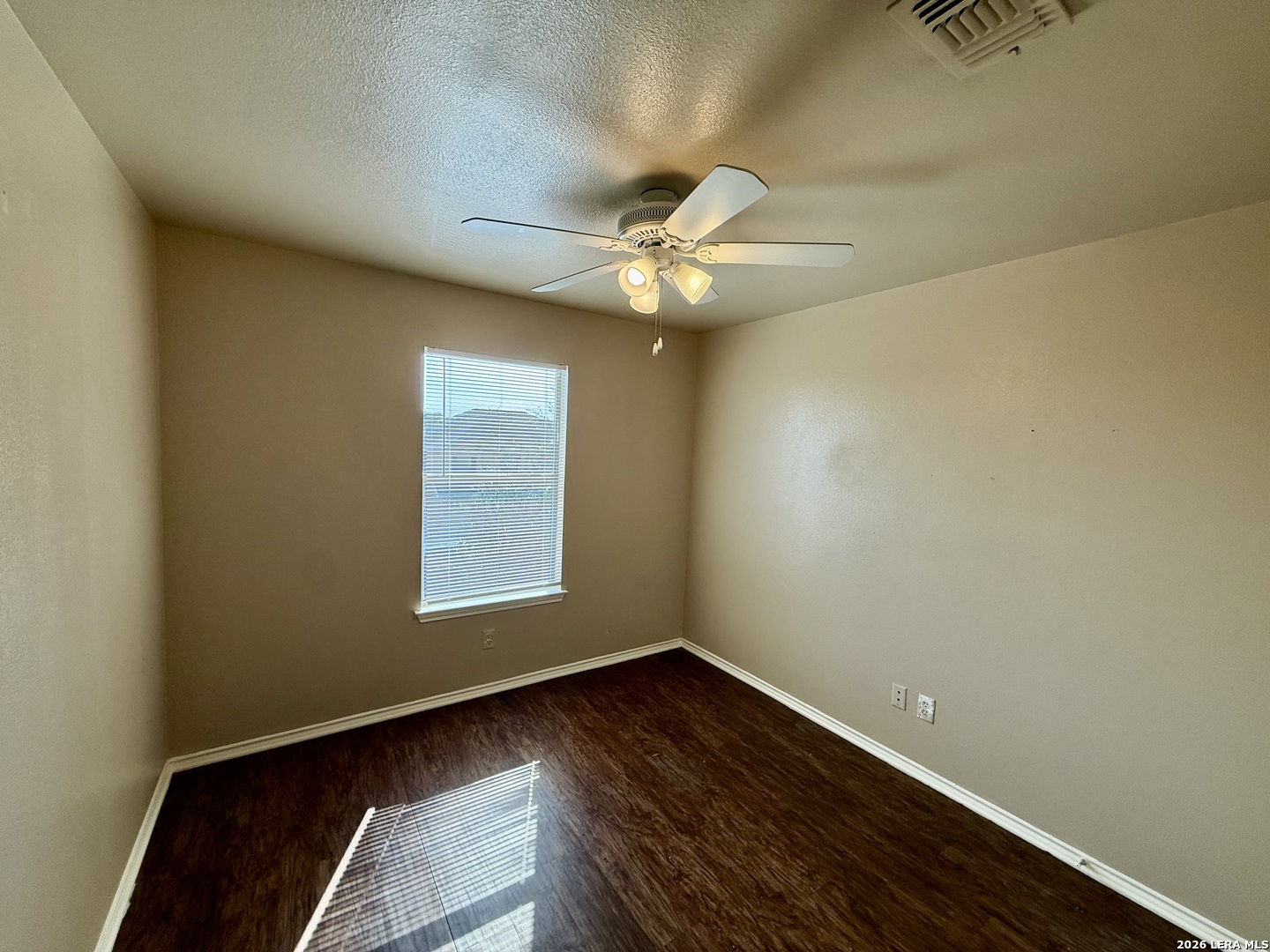 10718 Mathom Landing Universal City TX 78148
