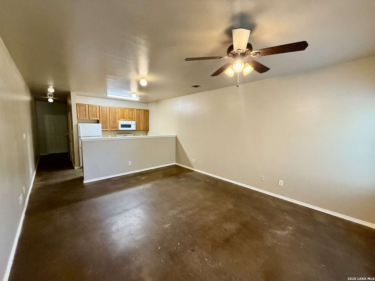 10718 Mathom Landing Universal City TX 78148