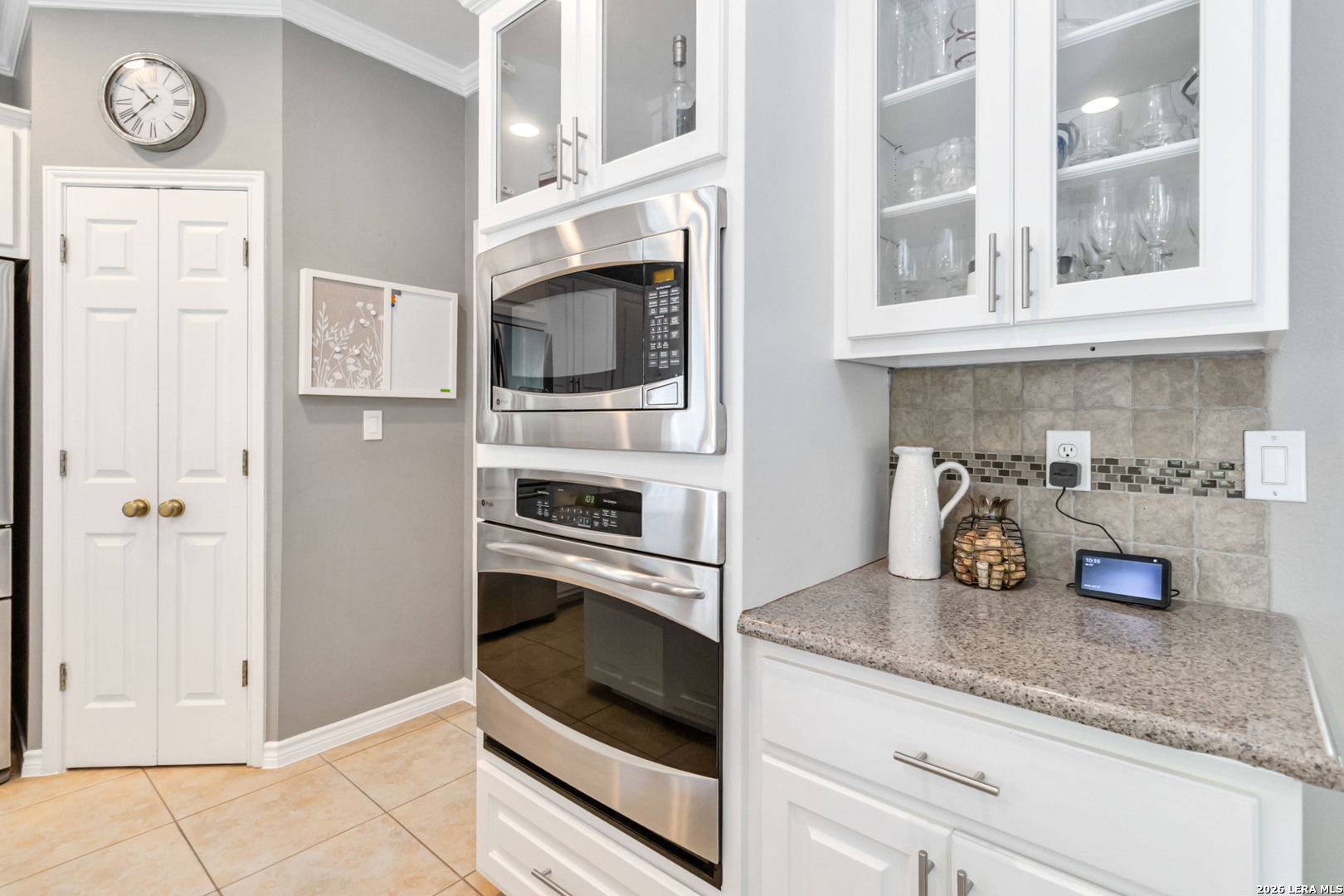 21927 Park View Drive Garden Ridge TX 78266