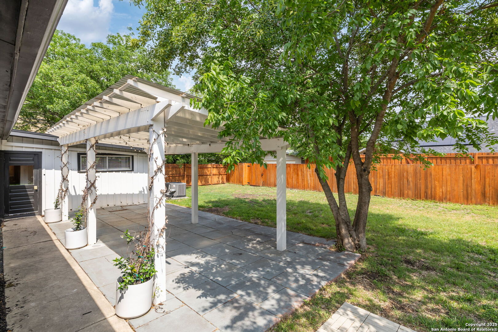 315 Ridgehaven Place San Antonio TX 78209