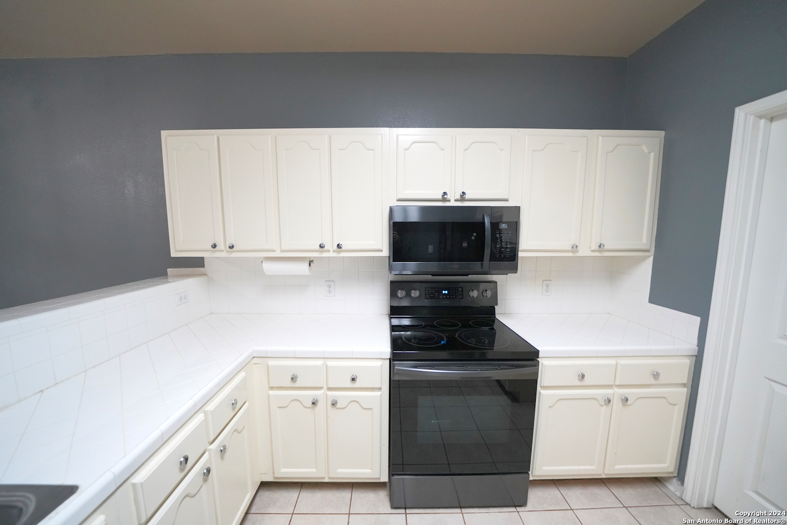 68 Chapel Hill Circle San Antonio TX 78240