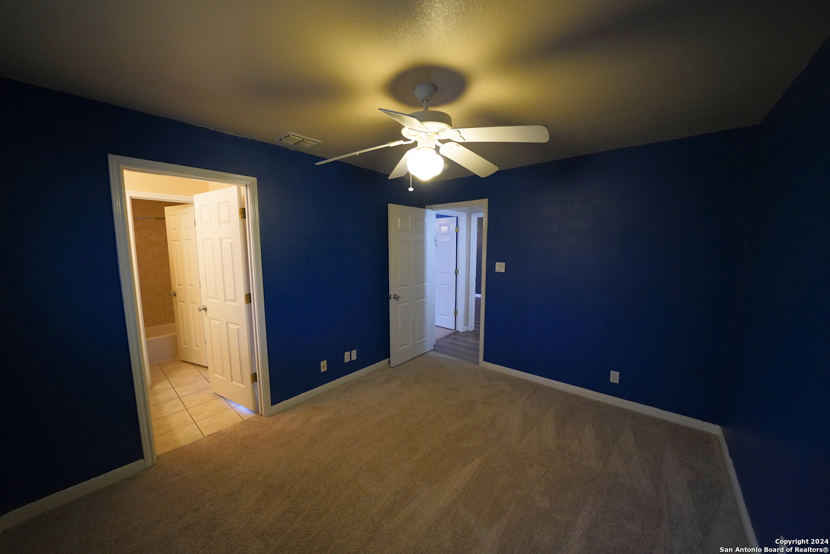 68 Chapel Hill Circle San Antonio TX 78240