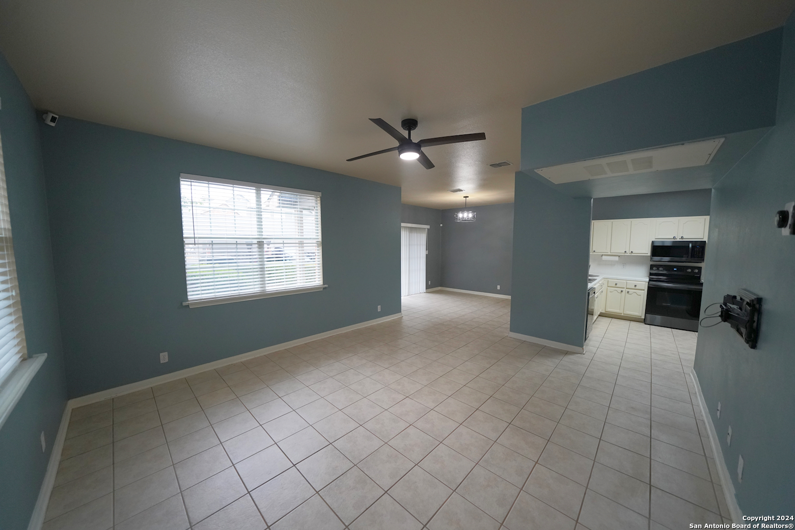 68 Chapel Hill Circle San Antonio TX 78240