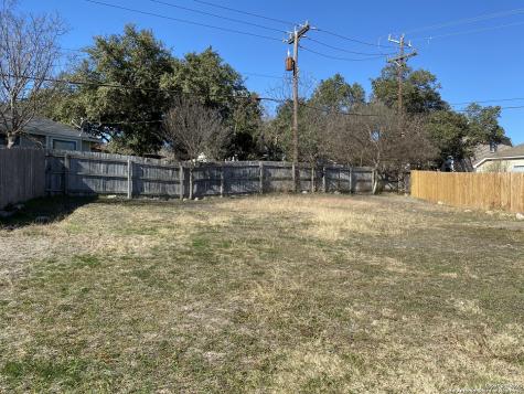 8017 Santa Catalina San Antonio TX 78250