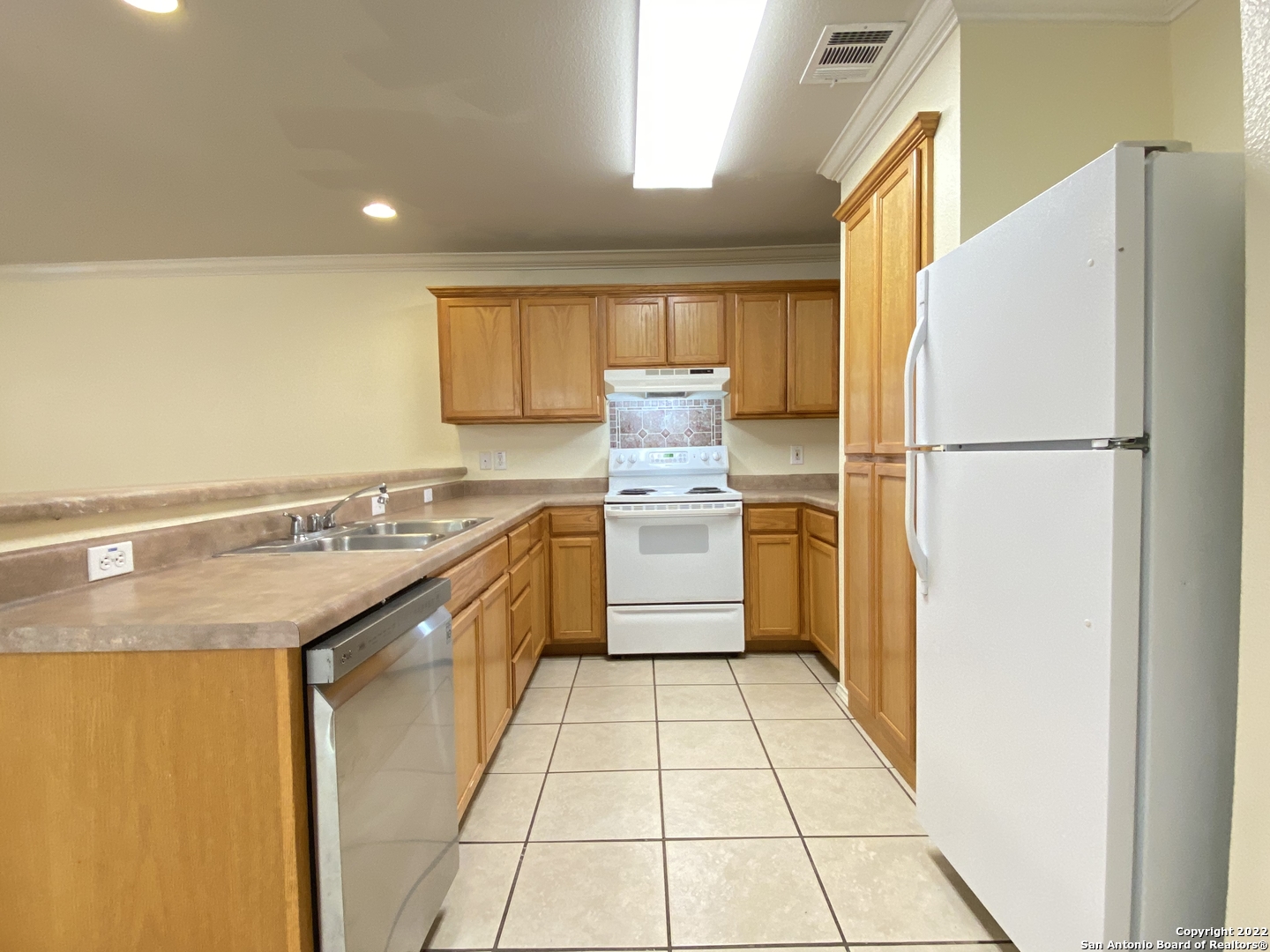 8017 Santa Catalina San Antonio TX 78250