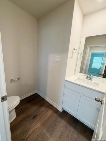 547 Avalon Banks Cibolo TX 78108