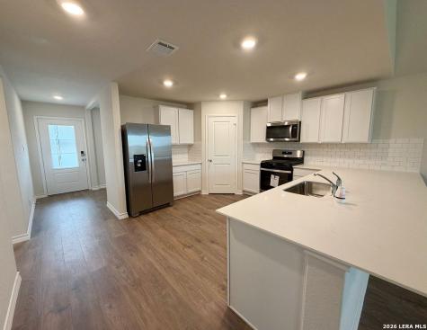 547 Avalon Banks Cibolo TX 78108