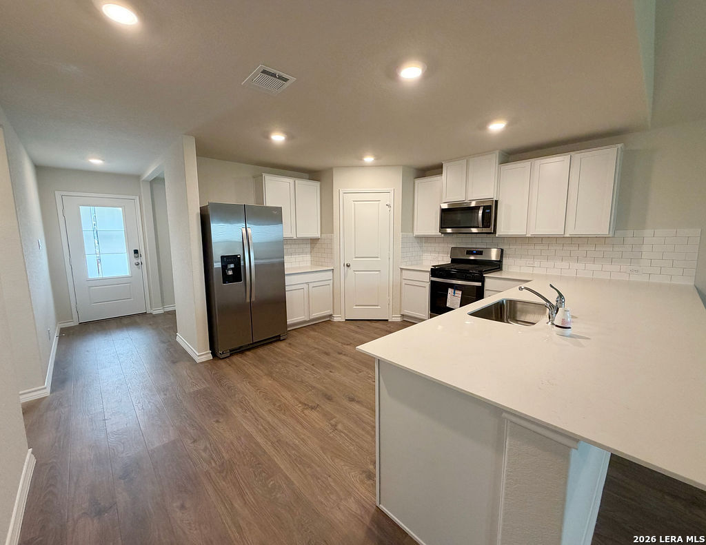 547 Avalon Banks Cibolo TX 78108