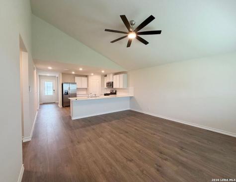 547 Avalon Banks Cibolo TX 78108