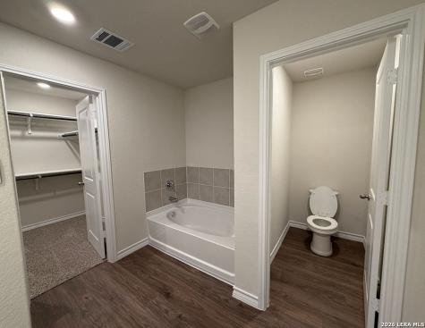 547 Avalon Banks Cibolo TX 78108