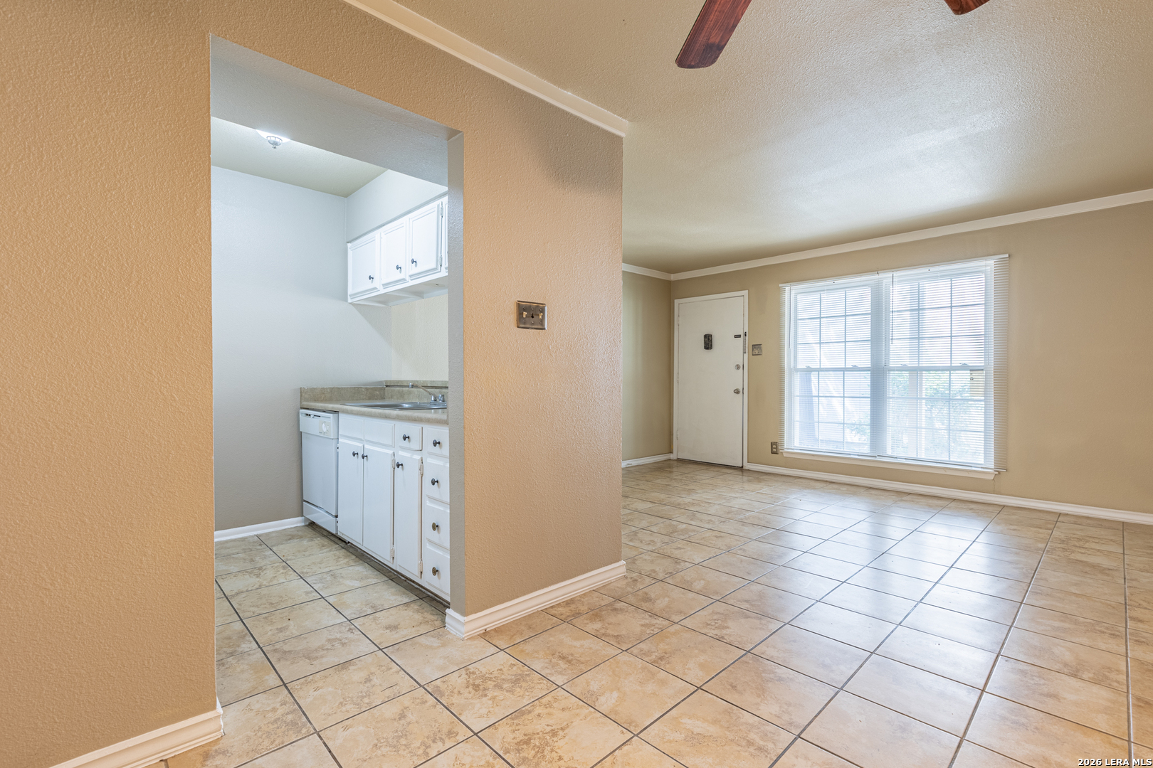 8702 Village Drive San Antonio TX 78217