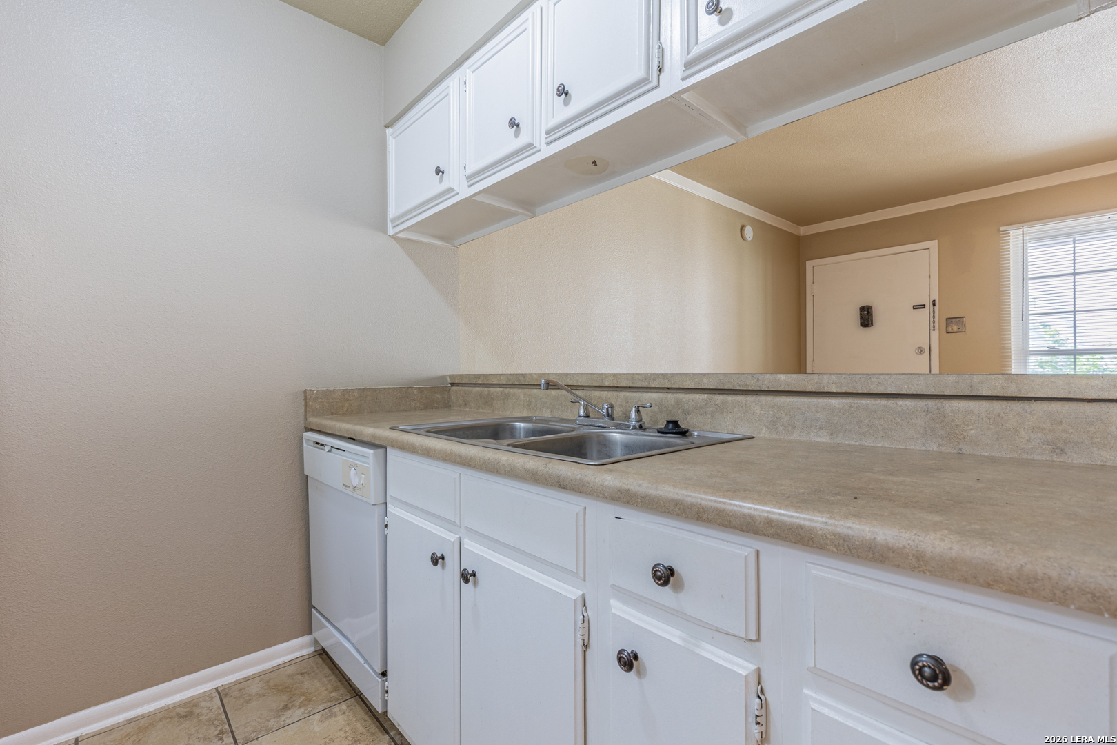 8702 Village Drive San Antonio TX 78217