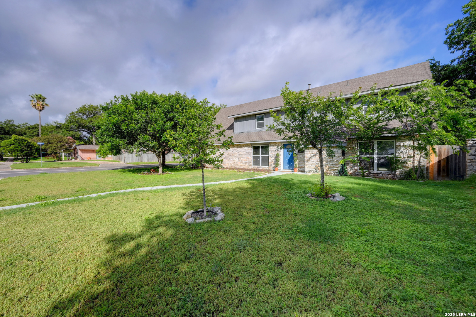 827 Briarcliff Drive San Antonio TX 78213