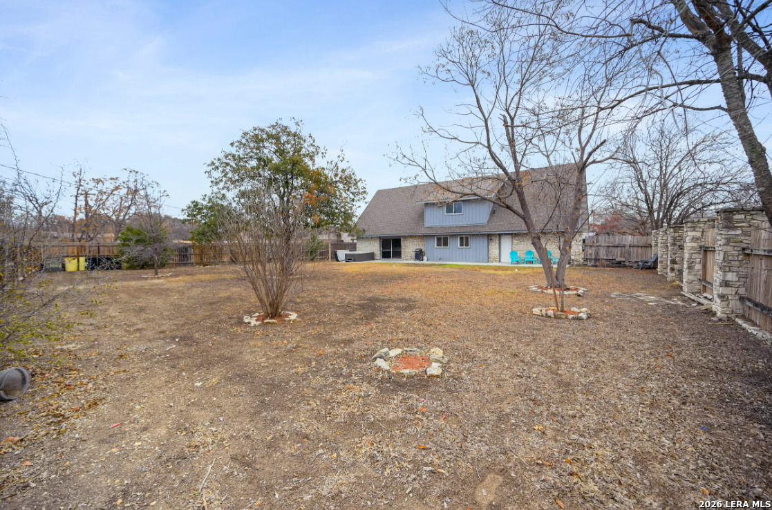 827 Briarcliff Drive San Antonio TX 78213