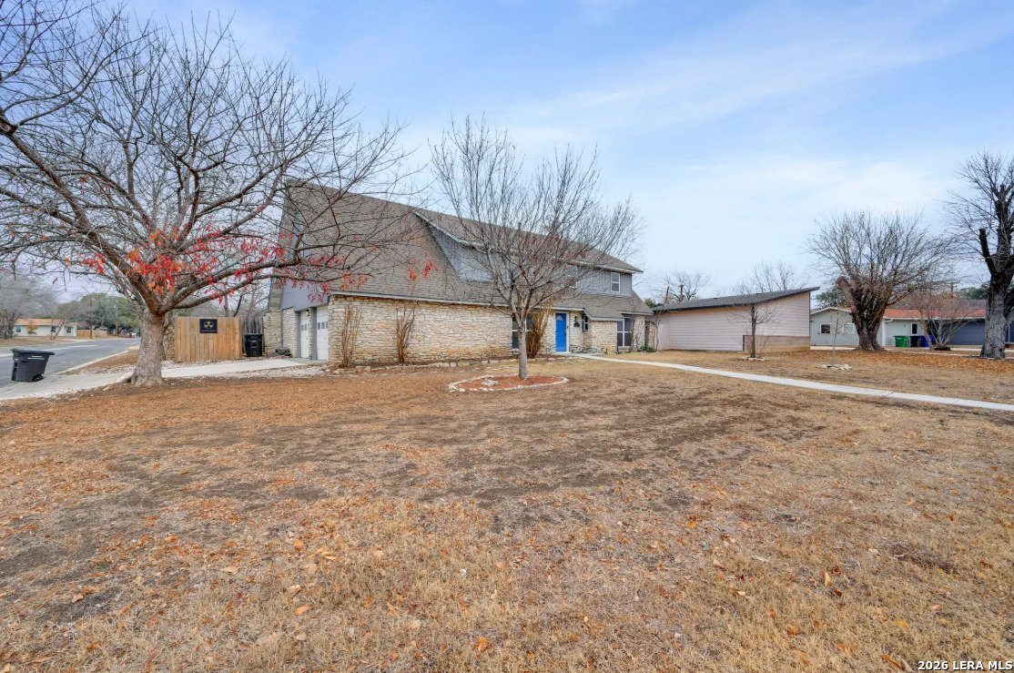 827 Briarcliff Drive San Antonio TX 78213