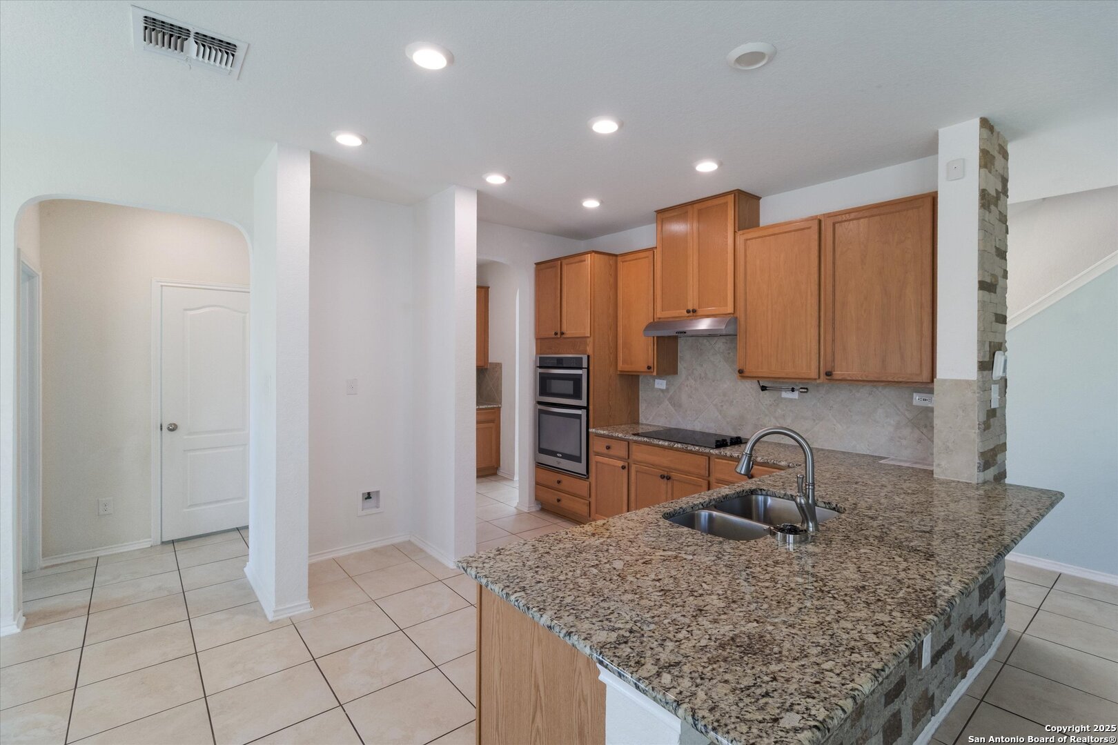 11619 Welch Hallow San Antonio TX 78254