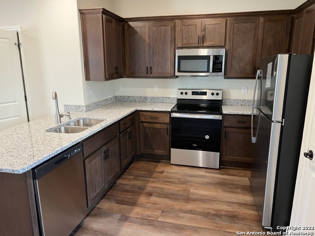 10329 Lynwood Village San Antonio TX 78245