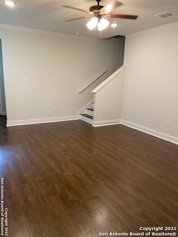 10329 Lynwood Village San Antonio TX 78245