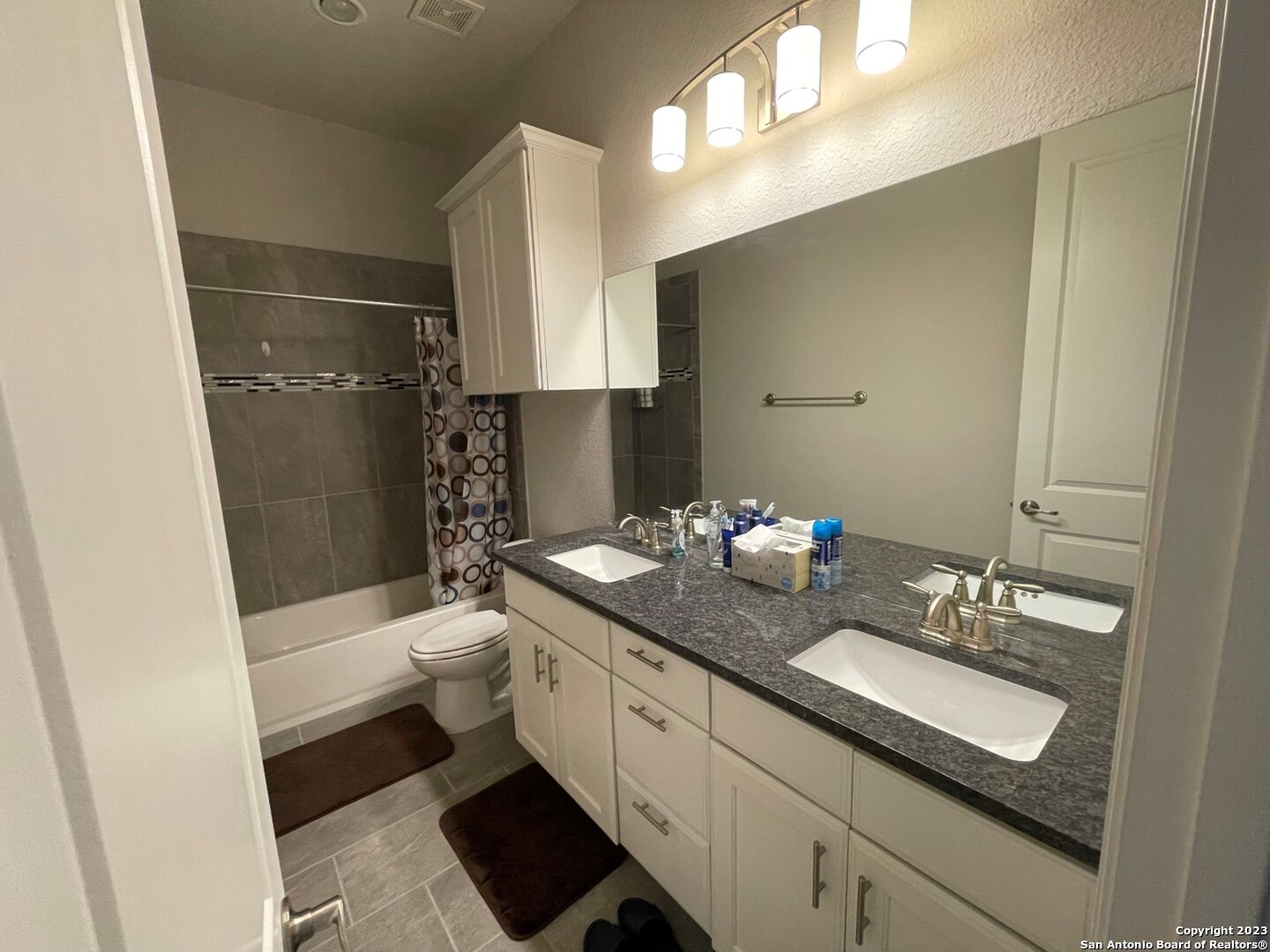 7122 Bella Bluff San Antonio TX 78256