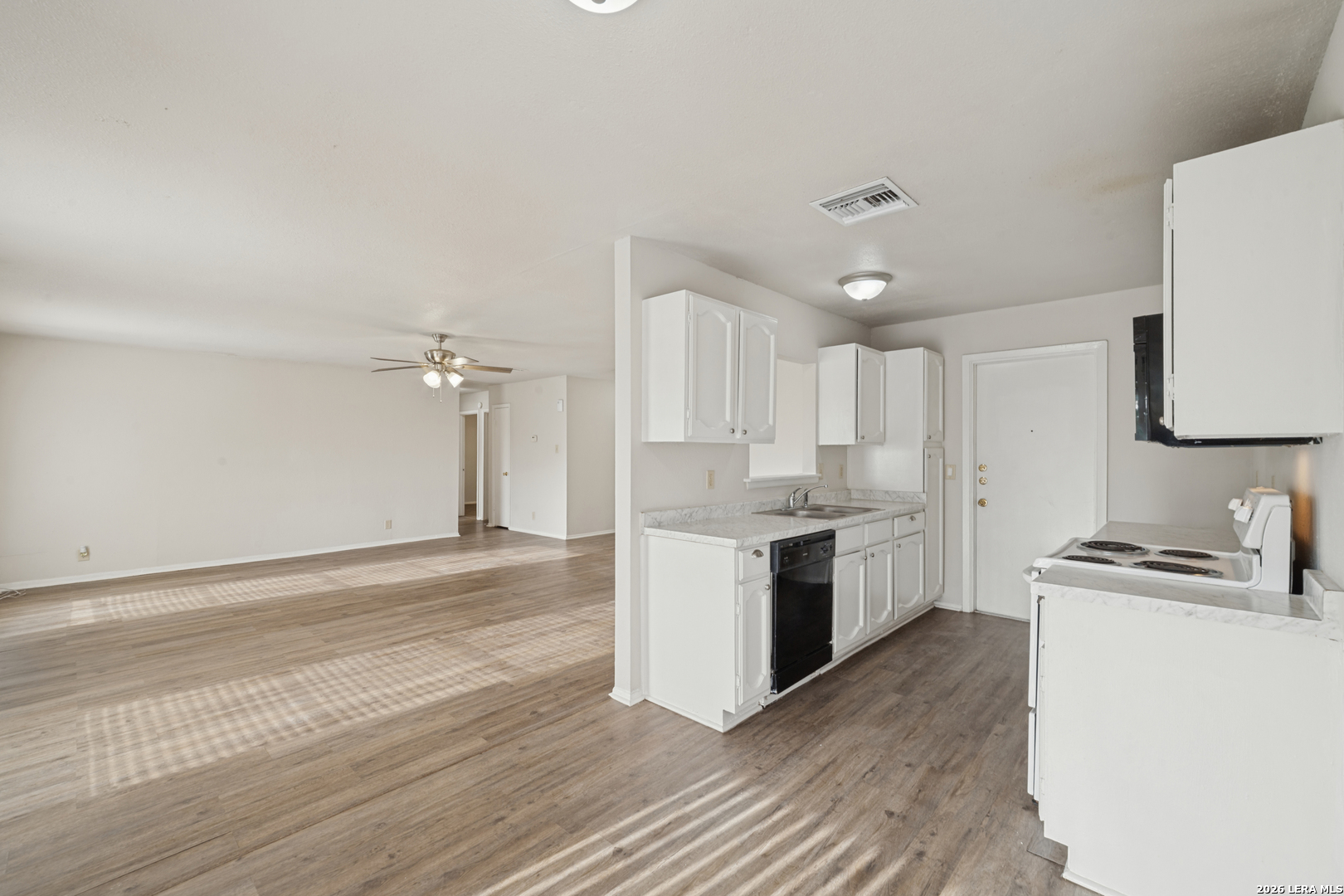 1014 Cloverbrook Street San Antonio TX 78245