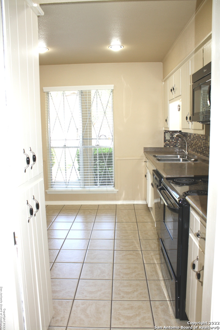 9319 Powhatan Drive San Antonio TX 78230
