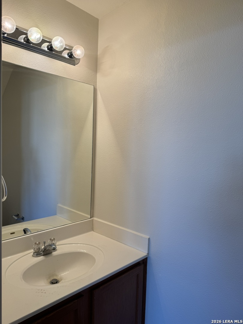 8943 Walnut Springs Universal City TX 78148