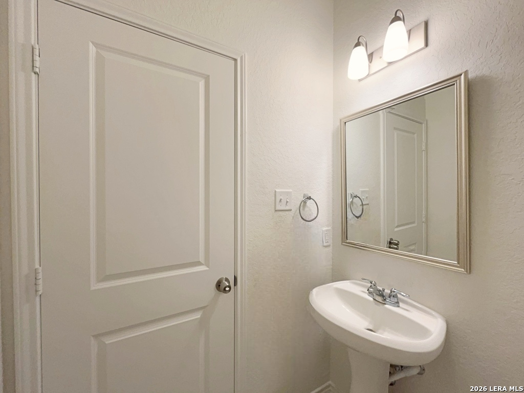 6467 Cibolo Springs Converse TX 78109