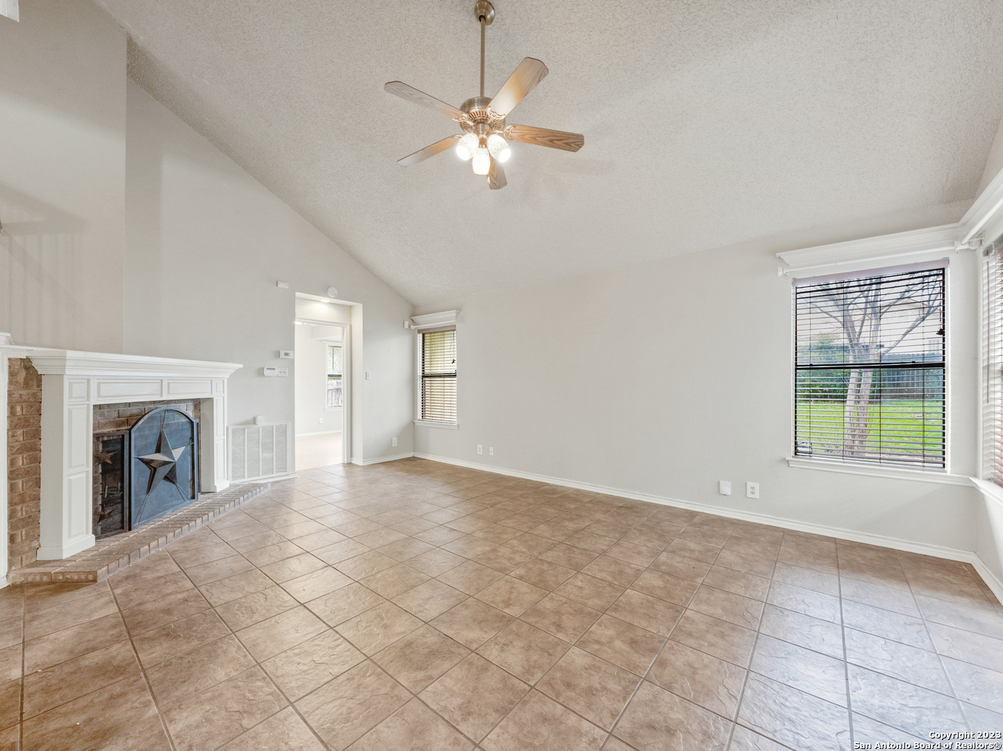 6302 Scrub Jay San Antonio TX 78240