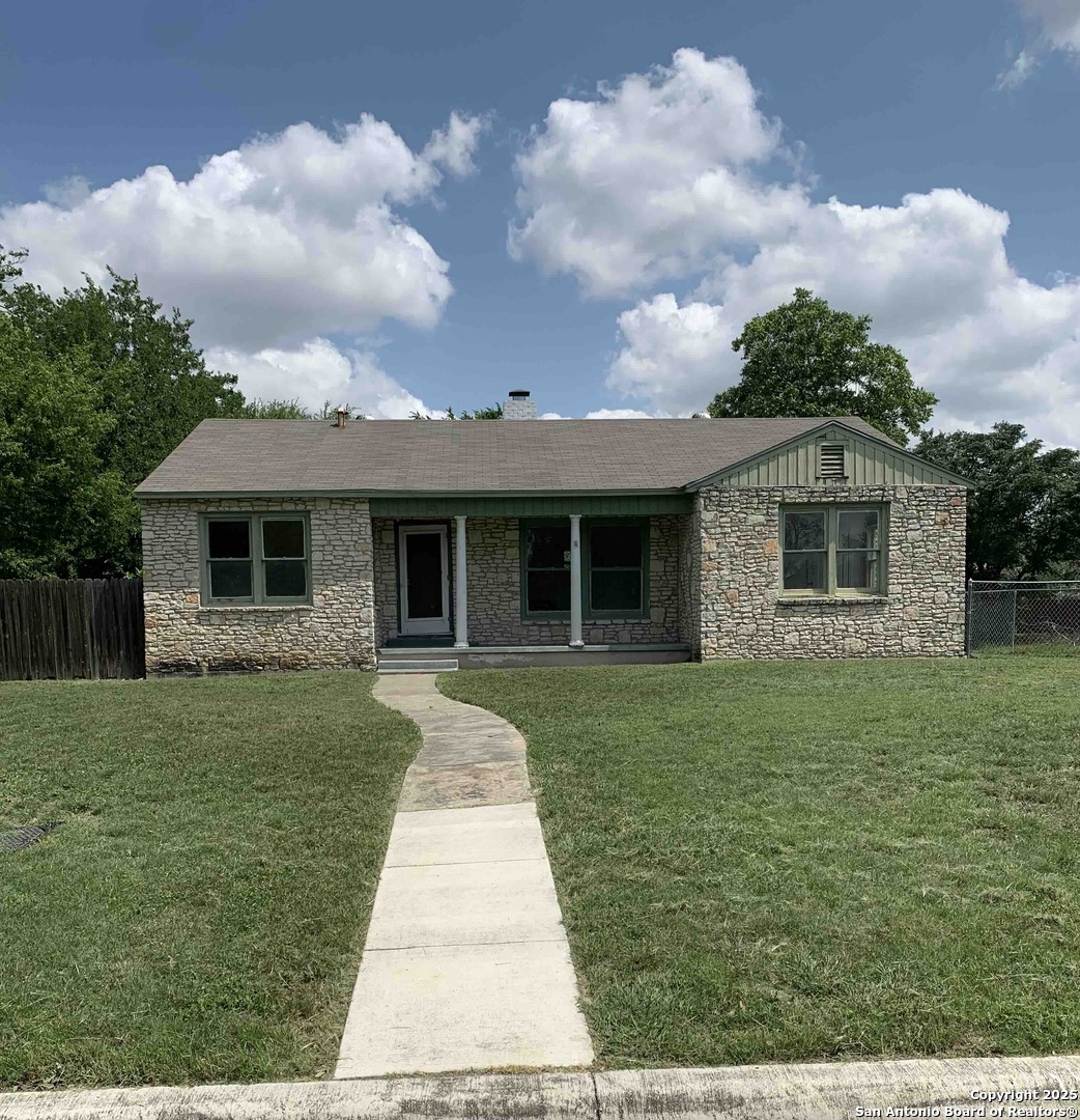 703 Alexander Hamilton Drive San Antonio TX 78228