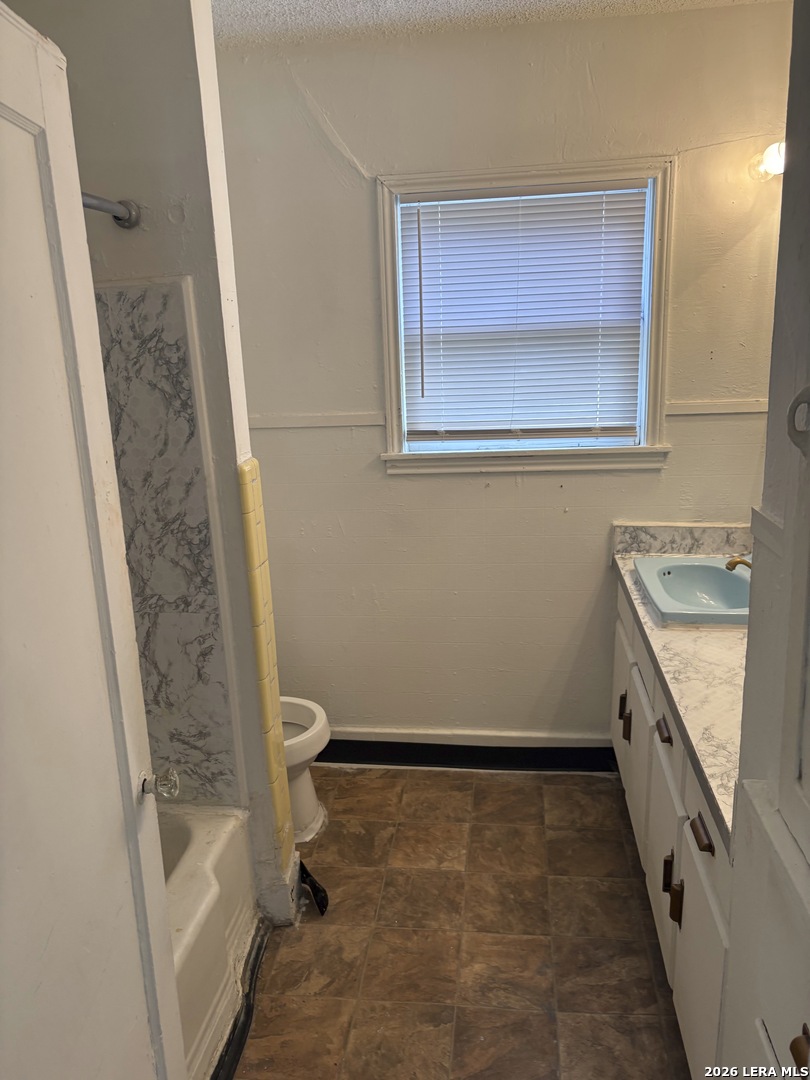 703 Alexander Hamilton Drive San Antonio TX 78228