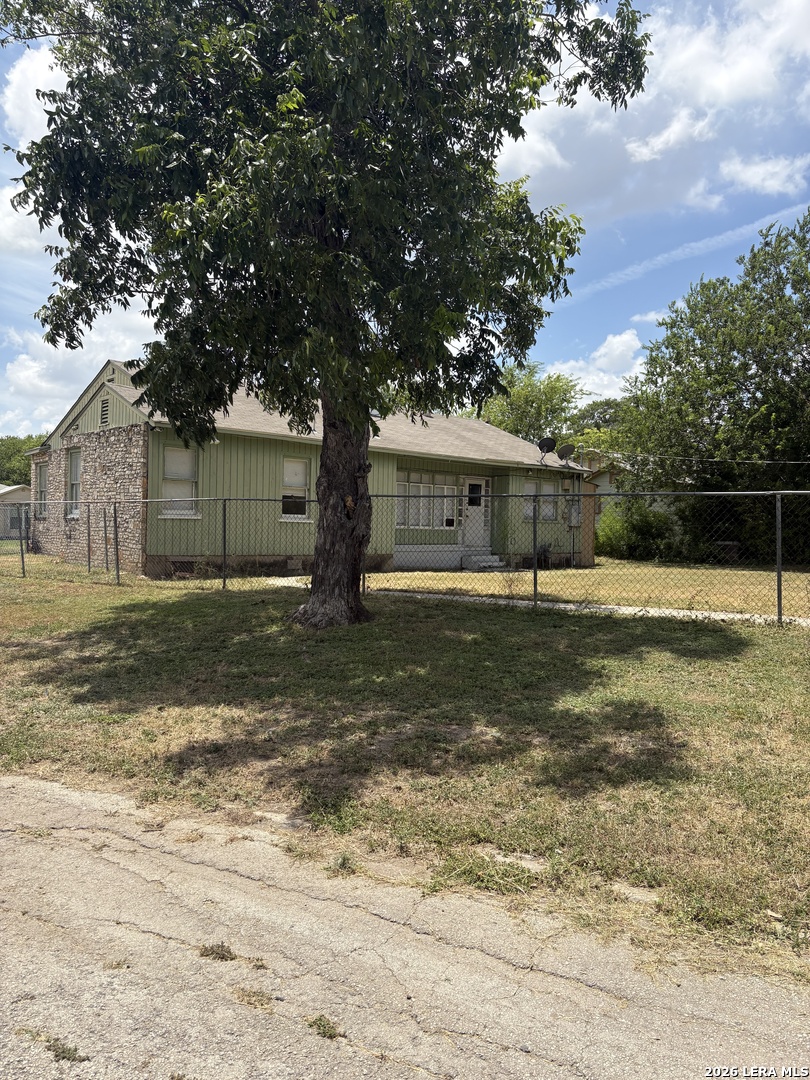 703 Alexander Hamilton Drive San Antonio TX 78228