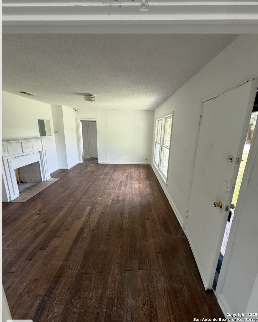 703 Alexander Hamilton Drive San Antonio TX 78228
