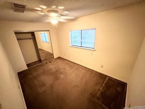 9629 Green Plain Drive San Antonio TX 78245