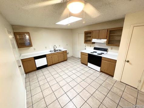 9629 Green Plain Drive San Antonio TX 78245