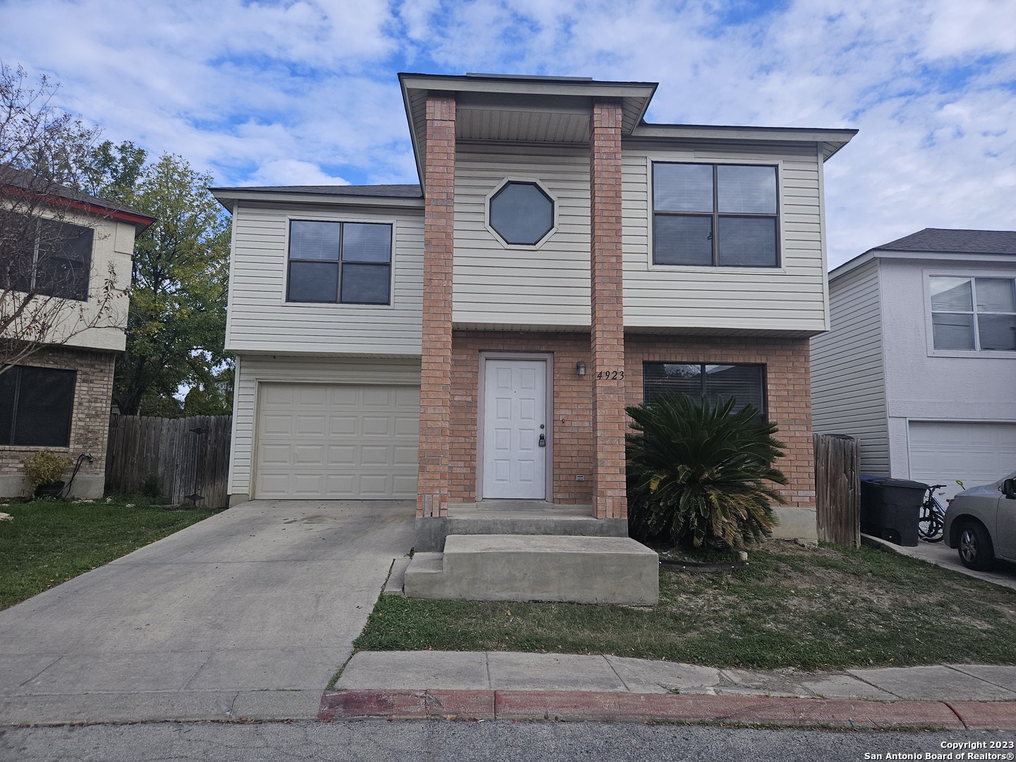 4923 Hill Mist San Antonio TX 78240