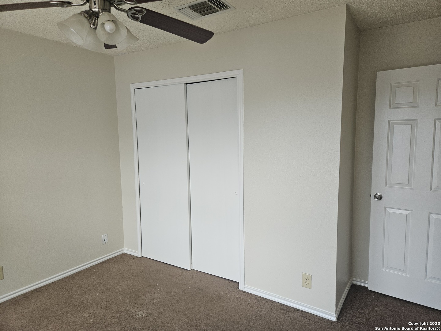 4923 Hill Mist San Antonio TX 78240