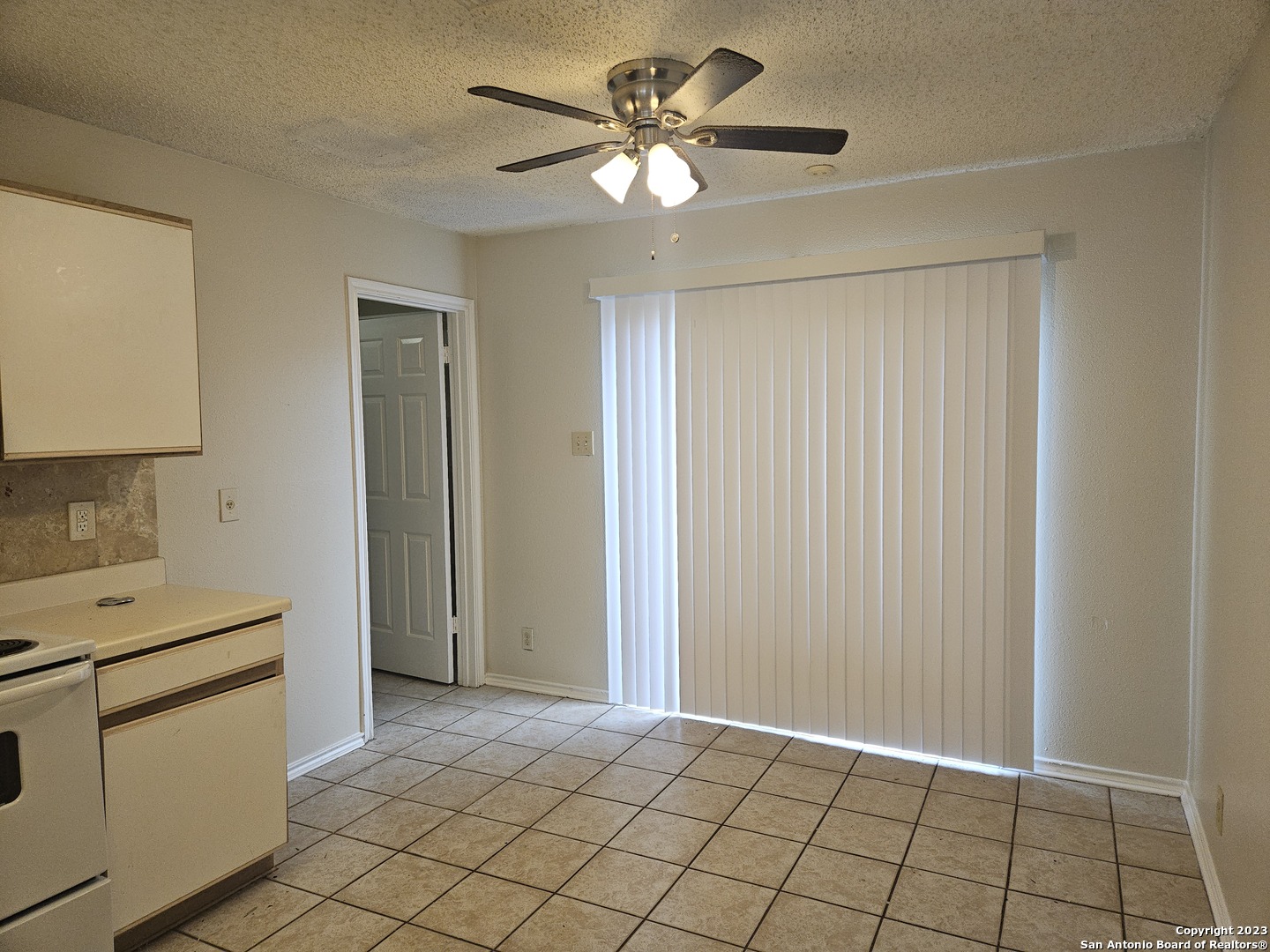 4923 Hill Mist San Antonio TX 78240