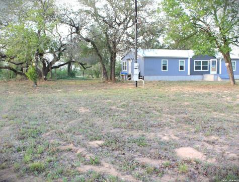 458 Patton Road Somerset TX 78069