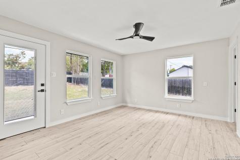 10322 Tioga San Antonio TX 78230