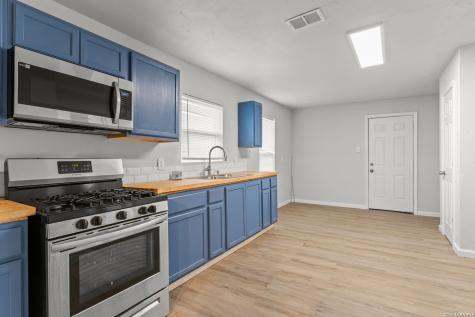 518 Rotary San Antonio TX 78202