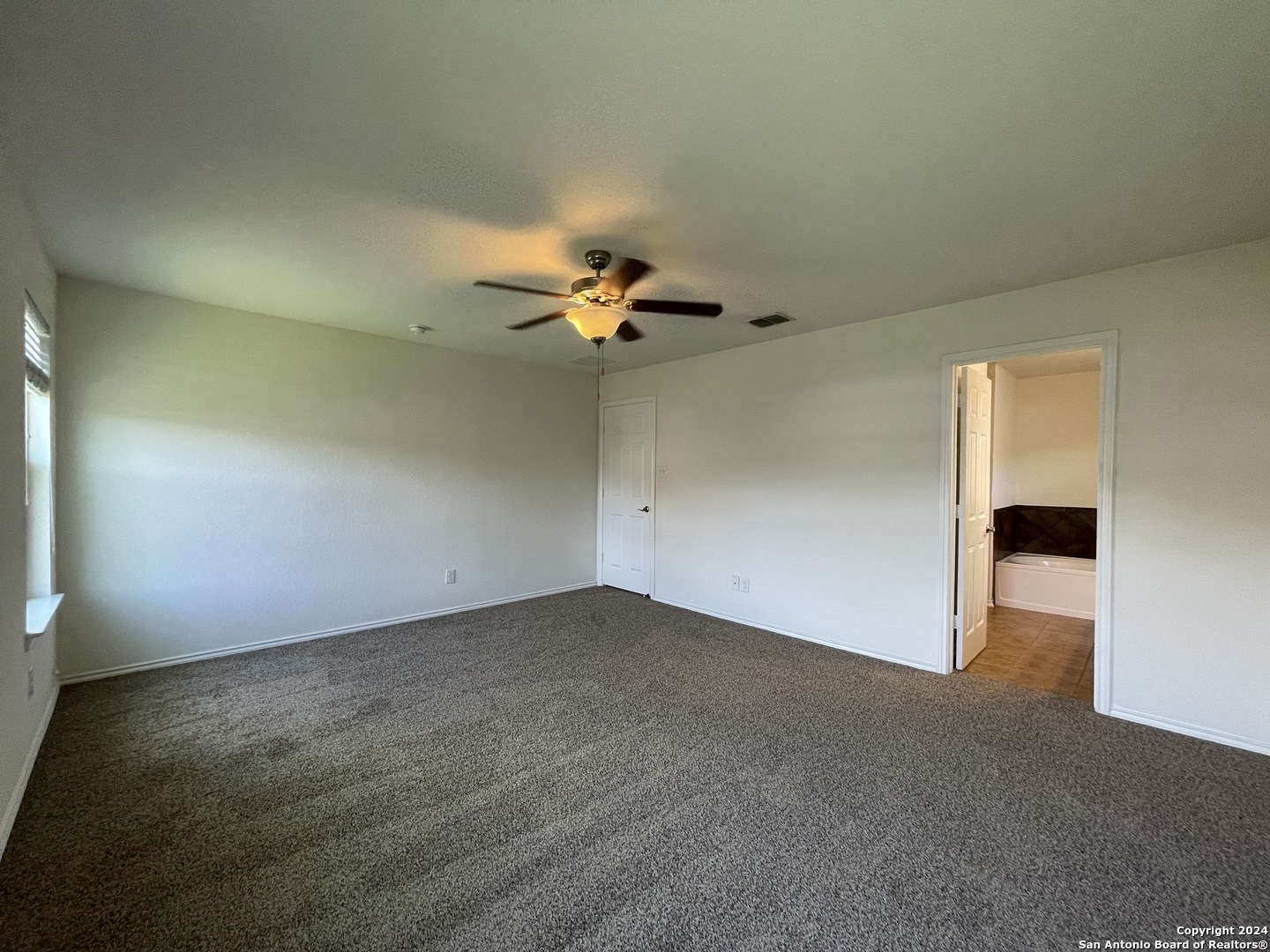 9211 Wind Crown San Antonio TX 78239