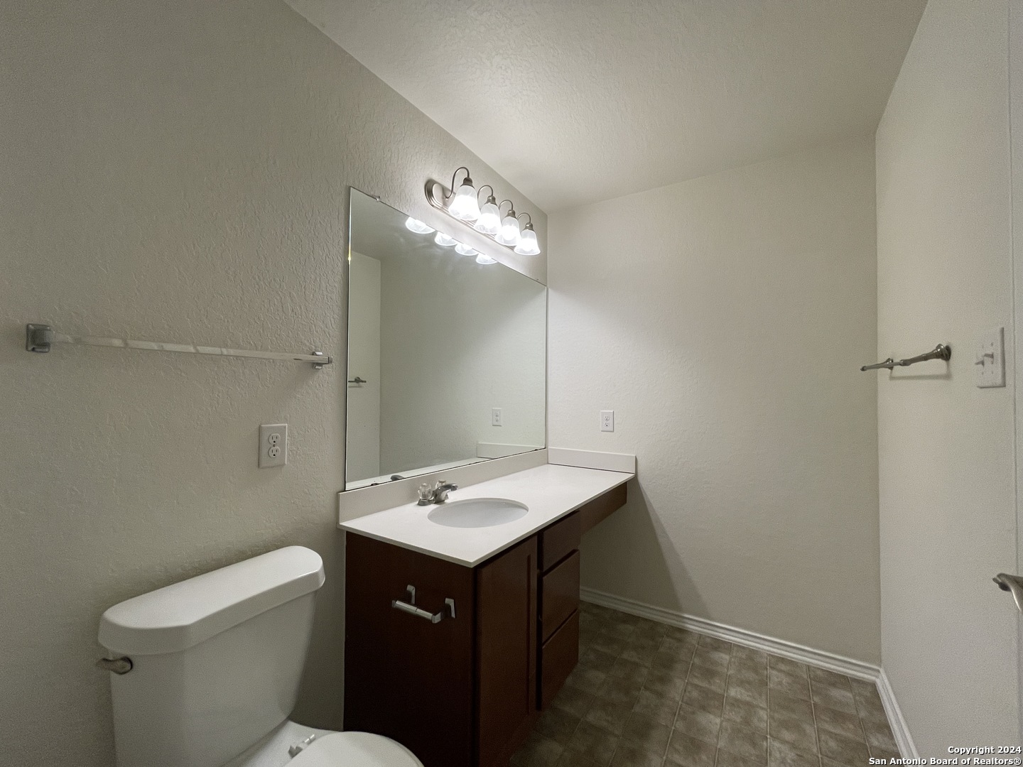 9211 Wind Crown San Antonio TX 78239
