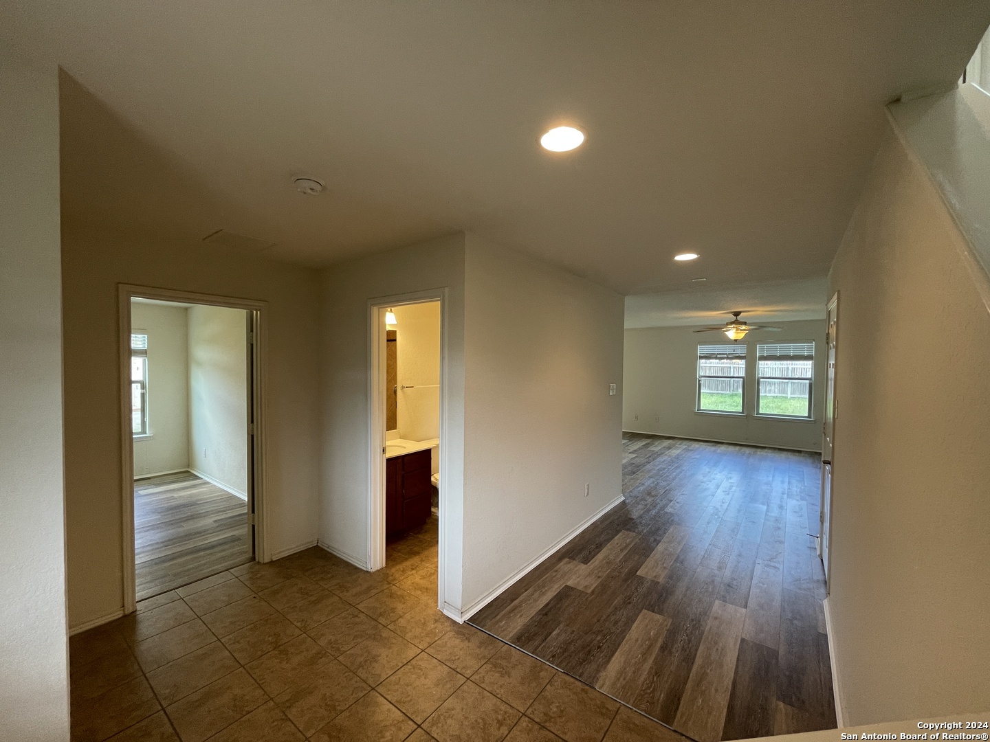9211 Wind Crown San Antonio TX 78239