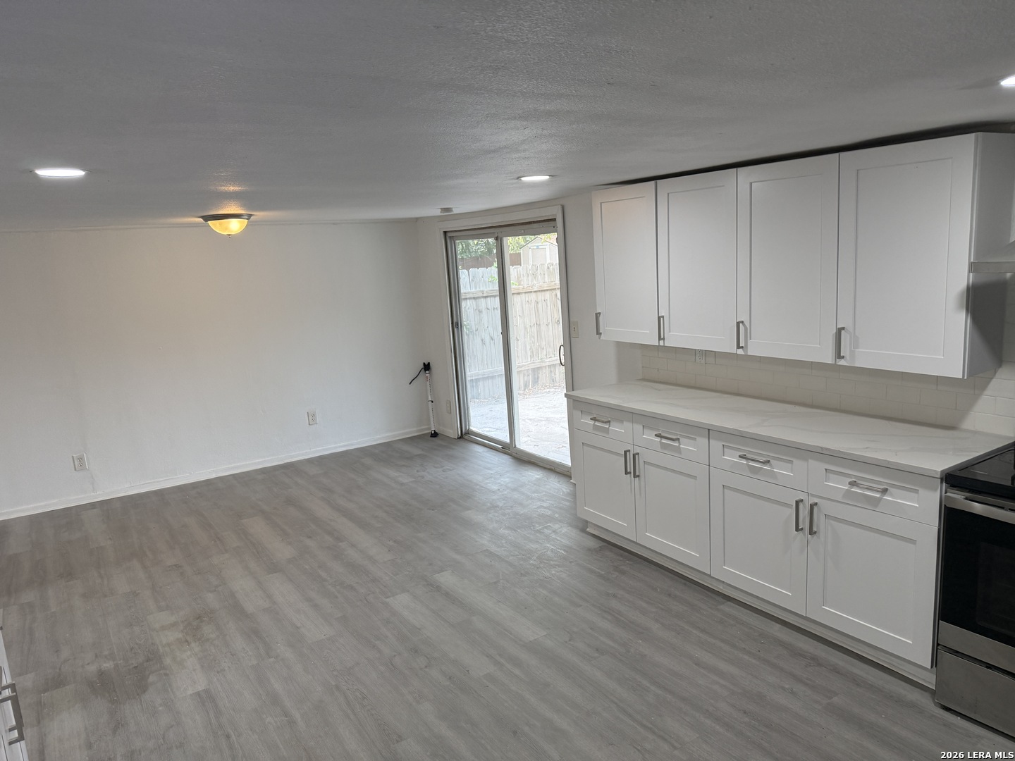 303 Avenue D Converse TX 78109